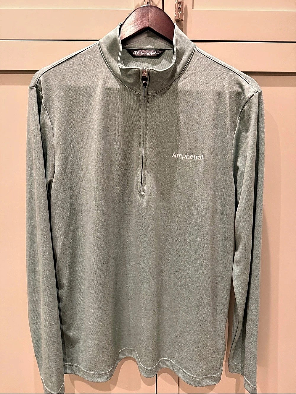 Travis Mathew Men's Quarter-Zip Golf Pullover